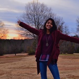 Meet your Posher, Aanya